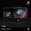 MoreArt Diorama 1:64 Hala sprzedażowa Toyota LED Obrotowa z figurką