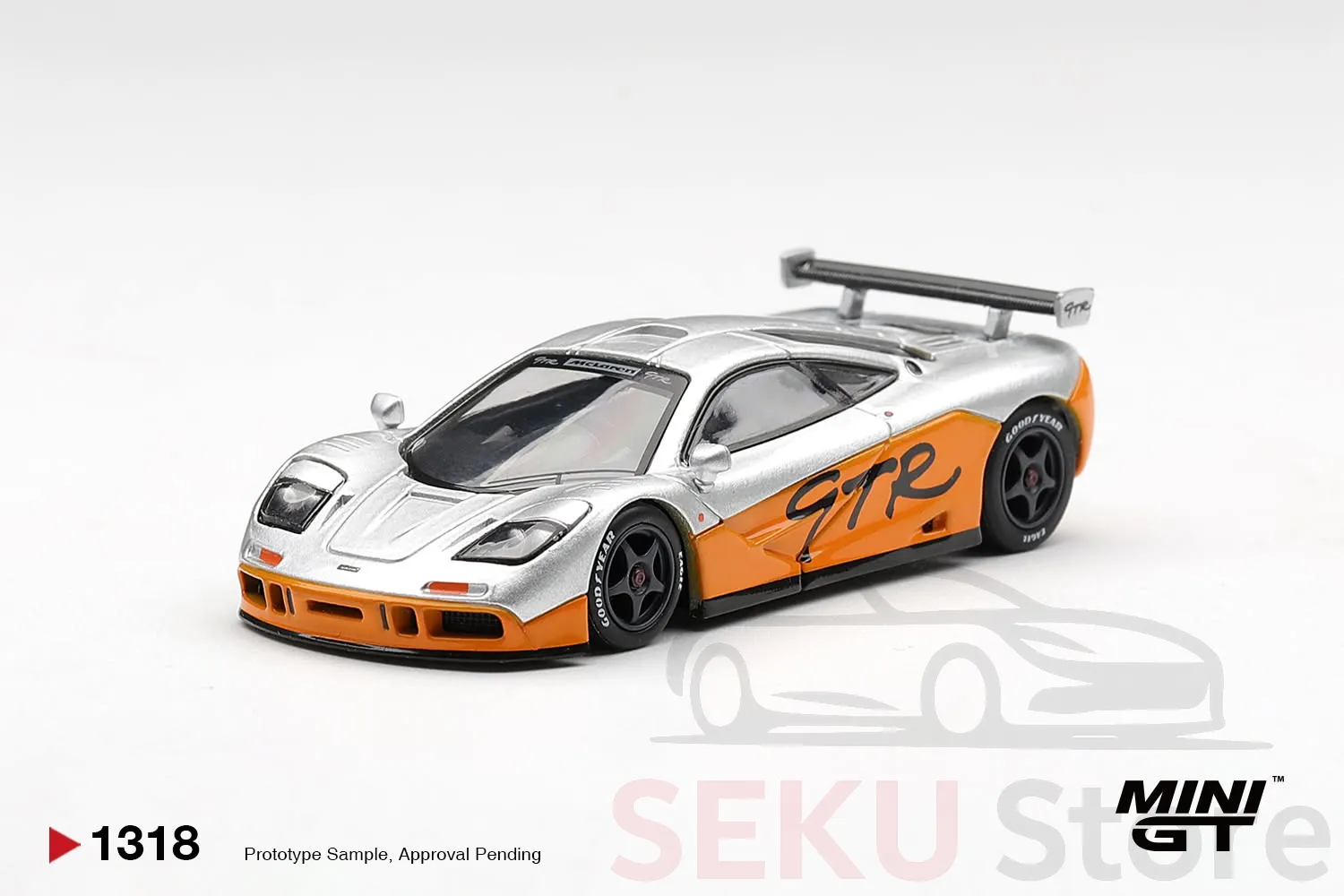 Mini GT McLaren F1 GTR 1995 Presentation