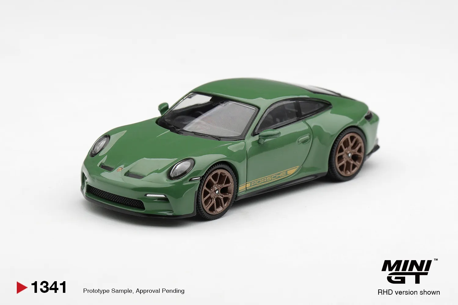 MGT01341 | Porsche 911 (992) GT3 Touring Auratium Green