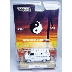 Tarmac Works Dodge Van „New York Sunshine” – White (Limited Edition 2544 pcs)