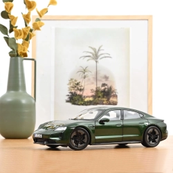 Norev 1/18 Porsche Taycan Turbo S – Facelift 2024 – Oak Green Neo Metallic (Limitowany 200 sztuk) Norev 1/18 Porsche Taycan Turbo S – Facelift 2024 – Oak Green Neo Metallic (Limitowany 200 sztuk)